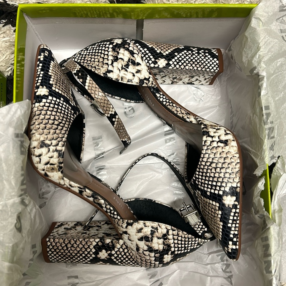 Gianni Bini heels